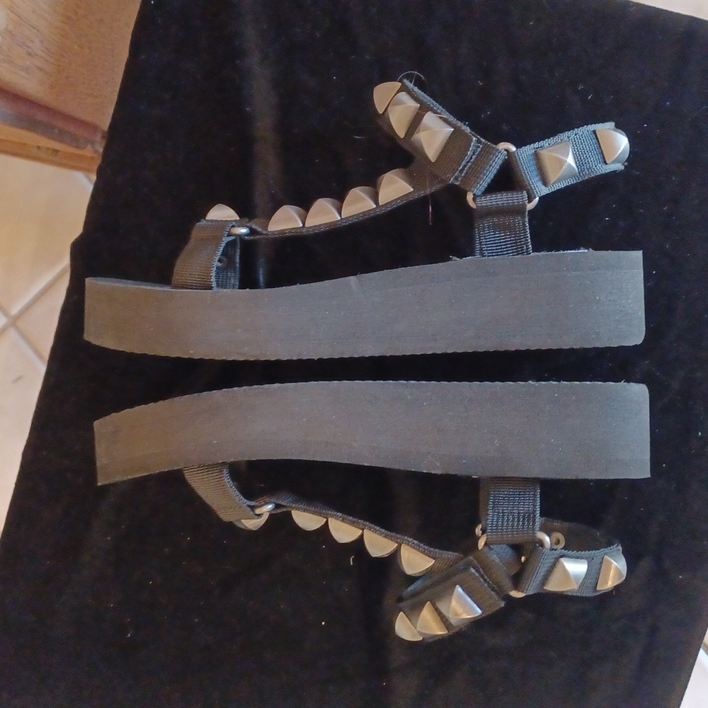 Steve Madden Sandals Size 71/2 - Picture 3 of 5